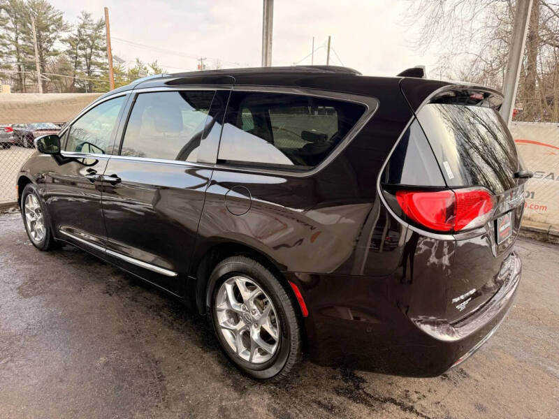 2017 Chrysler Pacifica Limited