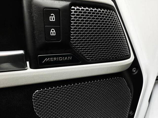 2022 Land Rover Defender 110 S