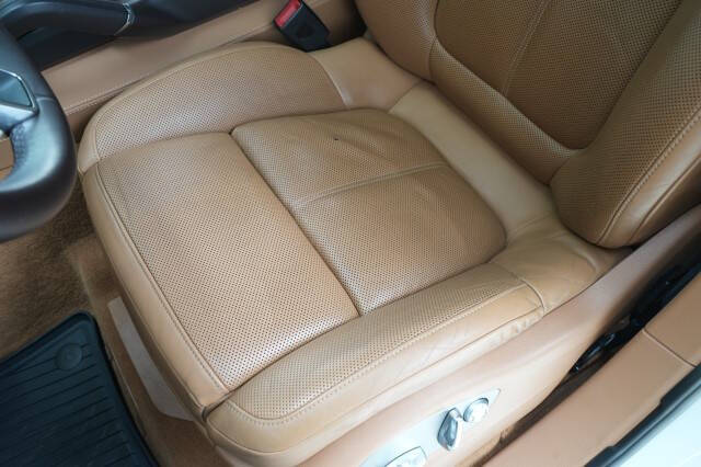 2017 Porsche Cayenne Turbo