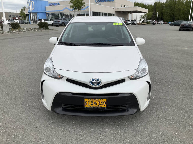 2017 Toyota Prius v Three