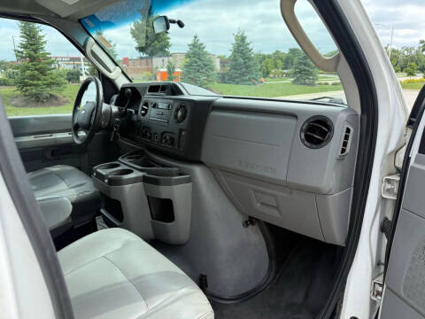 2012 Ford E-Series E-350 SD