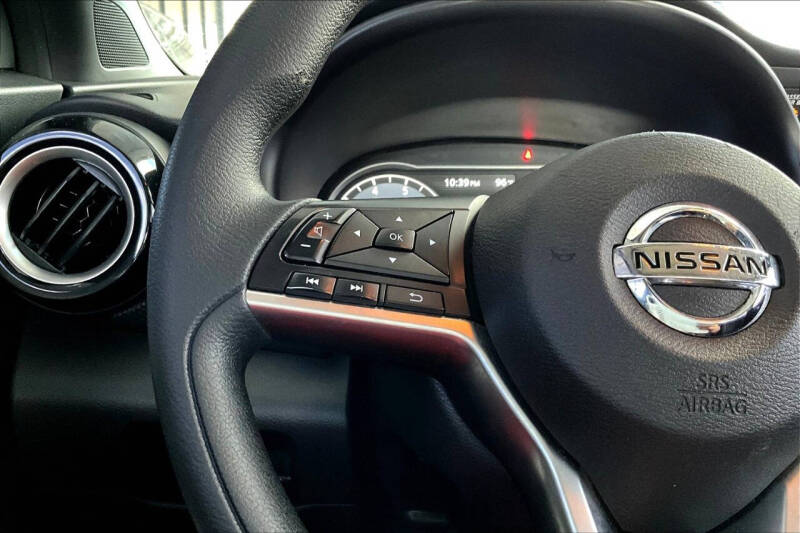 2020 Nissan Kicks SV