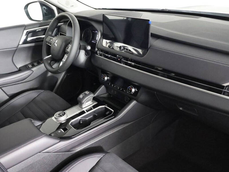 2025 Mitsubishi Outlander Trail Edition