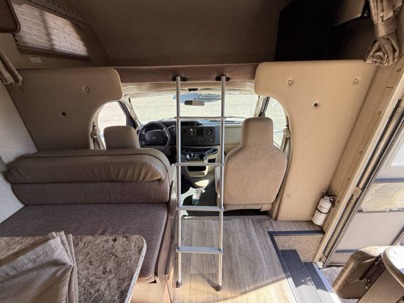 2019 Ford FOUR WINDS THOR 22E