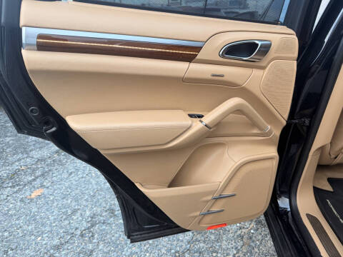 2017 Porsche Cayenne S