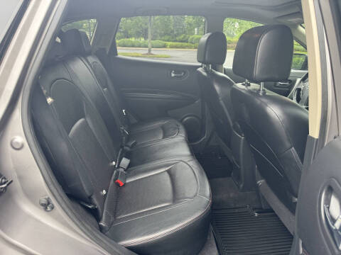 2013 Nissan Rogue SV w/SL Package