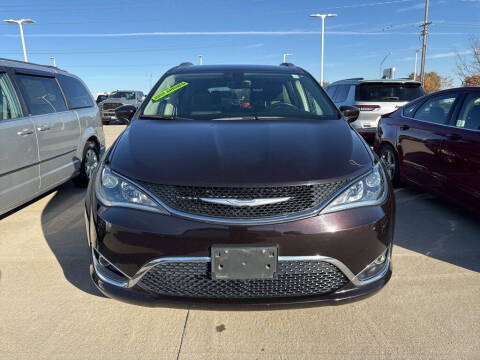 2018 Chrysler Pacifica Touring L Plus