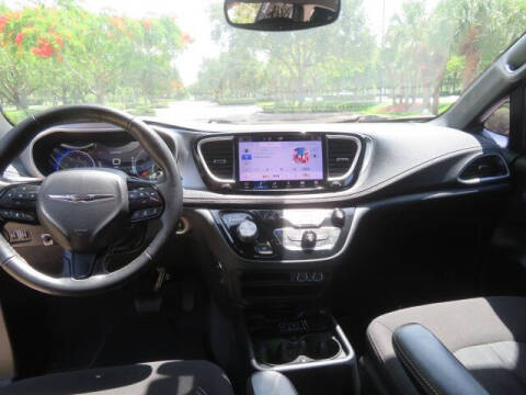 2021 Chrysler Pacifica Touring