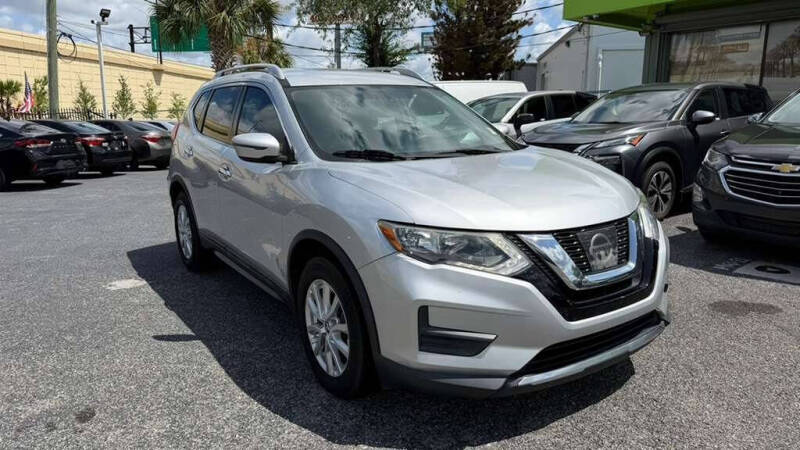 2017 Nissan Rogue SV