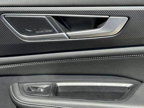 2024 Volkswagen Atlas Cross Sport SEL Premium R-Line 4Motion