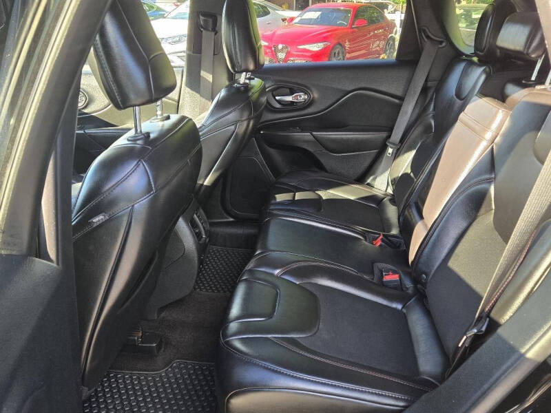 2019 Jeep Cherokee Trailhawk