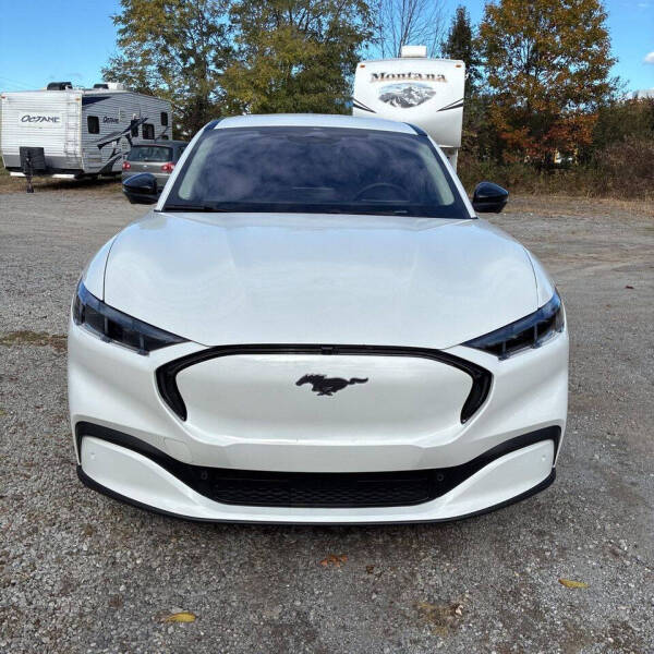 2025 Ford Mustang Mach-E Premium