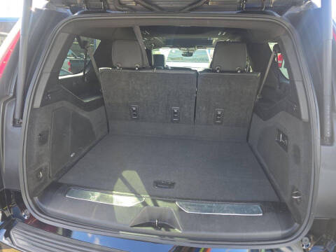 2022 Cadillac Escalade ESV Premium Luxury