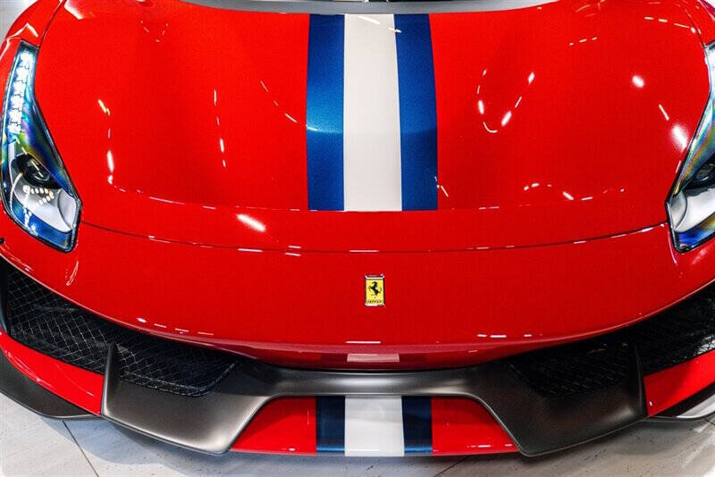 2020 Ferrari 488 Pista