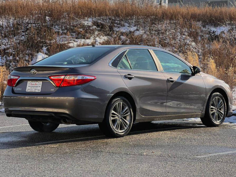 2016 Toyota Camry Special Edition photo 8