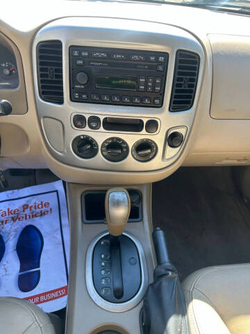 2005 Ford Escape XLT