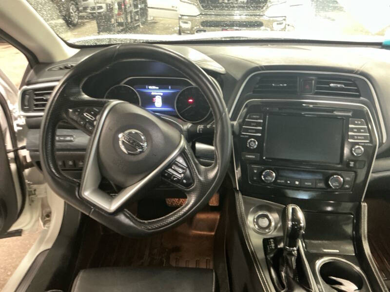 2021 Nissan Maxima 3.5 Platinum