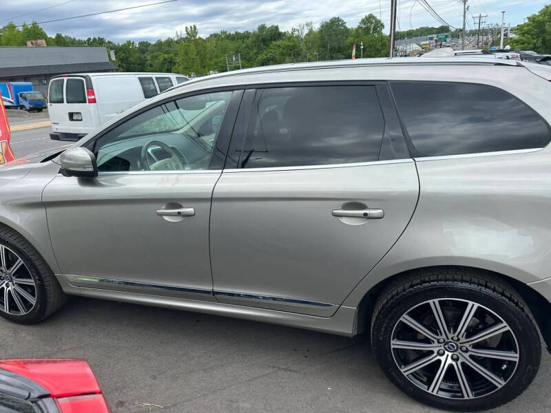 2015 Volvo XC60 T6 Drive-E