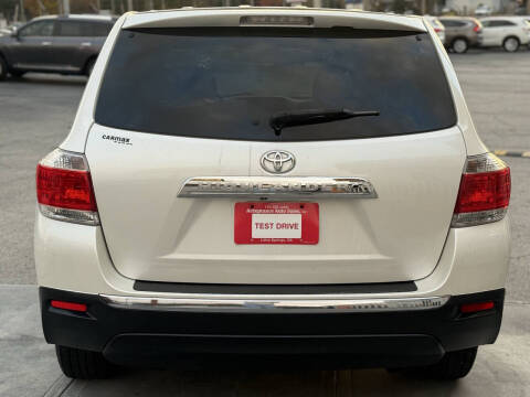 2013 Toyota Highlander Plus