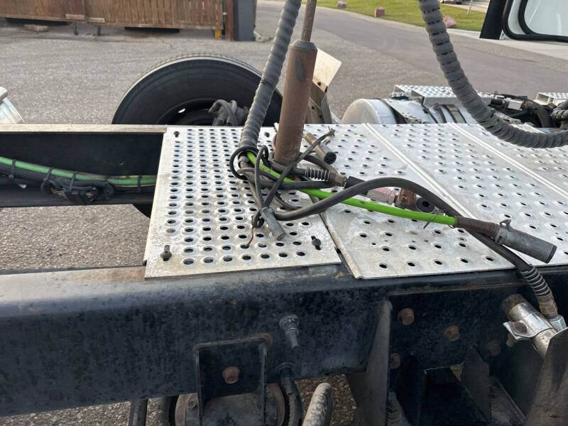 2021 International RH613