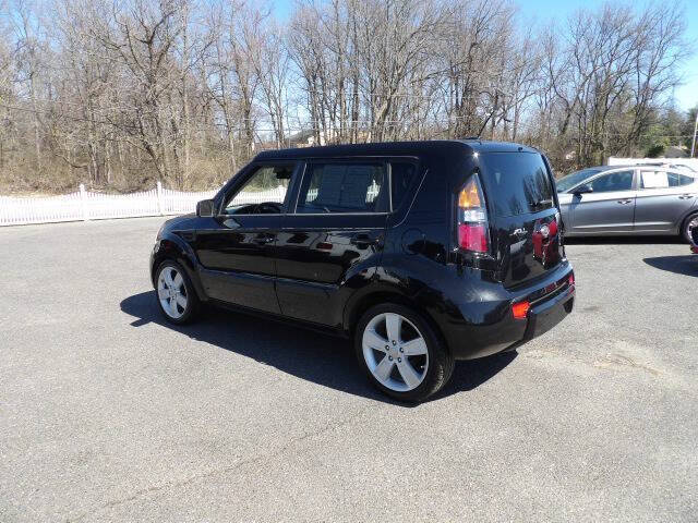 2011 Kia Soul +