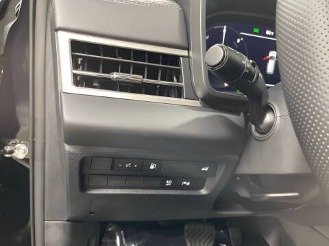 2026 Mitsubishi Outlander PHEV SE