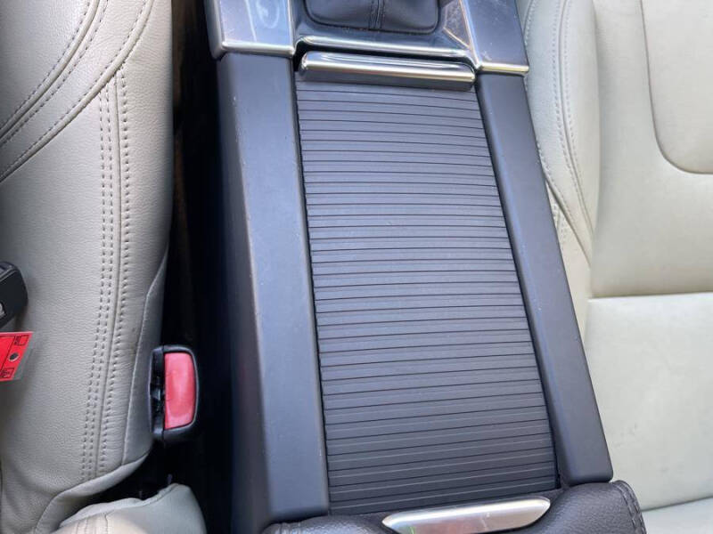 2015 Volvo V60 Cross Country T5