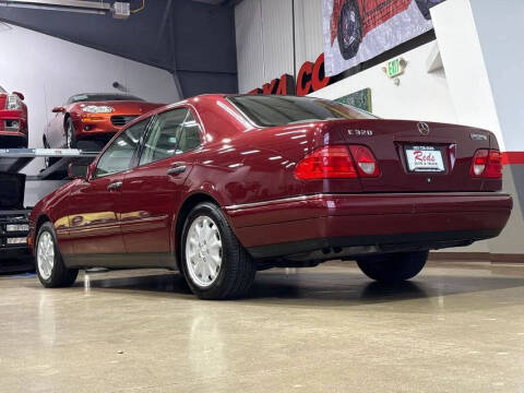 1999 Mercedes-Benz E-Class E 320