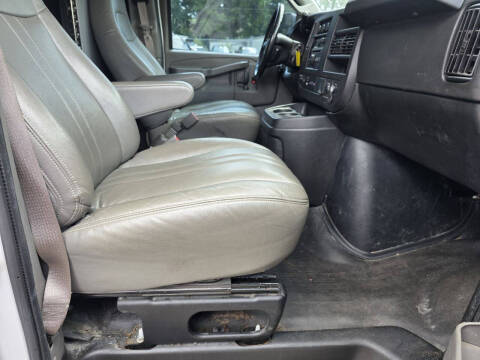 2021 Chevrolet Express 2500