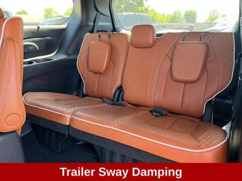 2025 Chrysler Pacifica Pinnacle