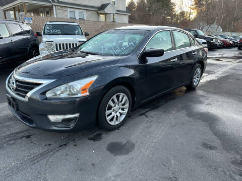 2013 Nissan Altima for sale at JR's Auto Connection in Hudson NH