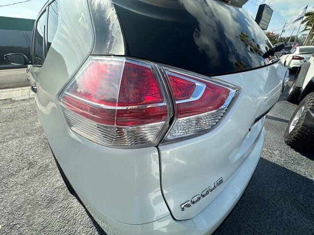 2015 Nissan Rogue SV