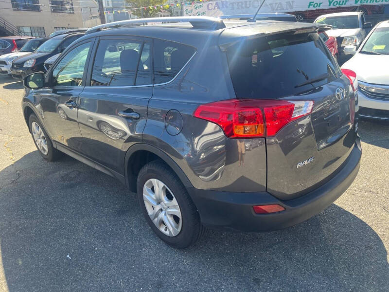 2013 Toyota RAV4 LE