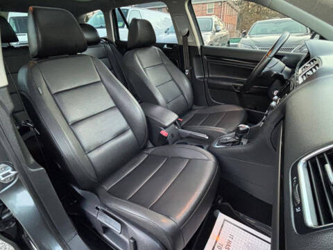 2013 Volkswagen Jetta SportWagen TDI