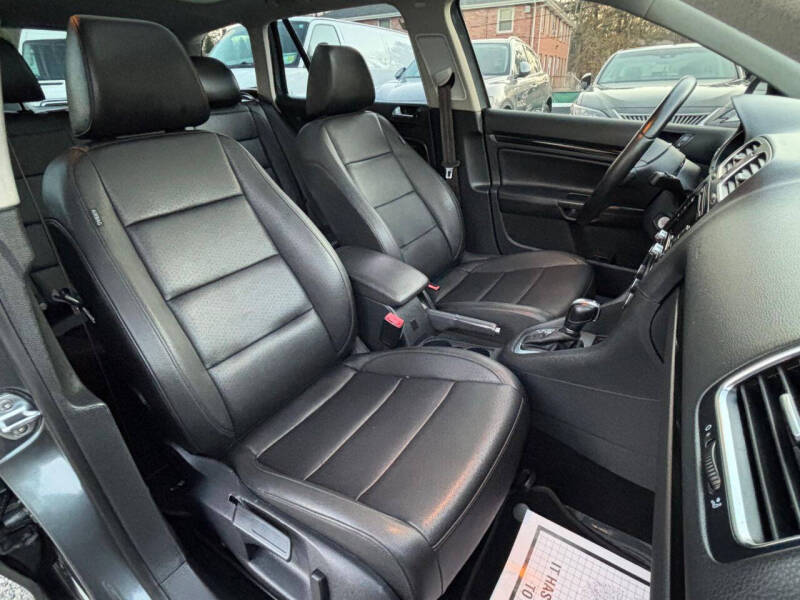 2013 Volkswagen Jetta SportWagen TDI