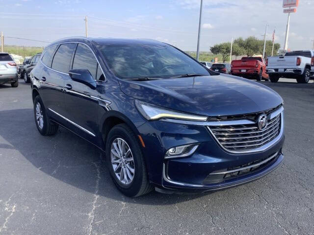 2023 Buick Enclave Essence