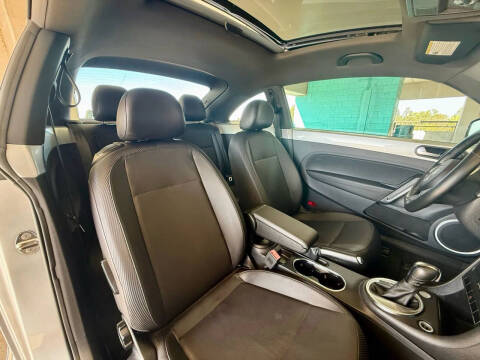 2012 Volkswagen Beetle