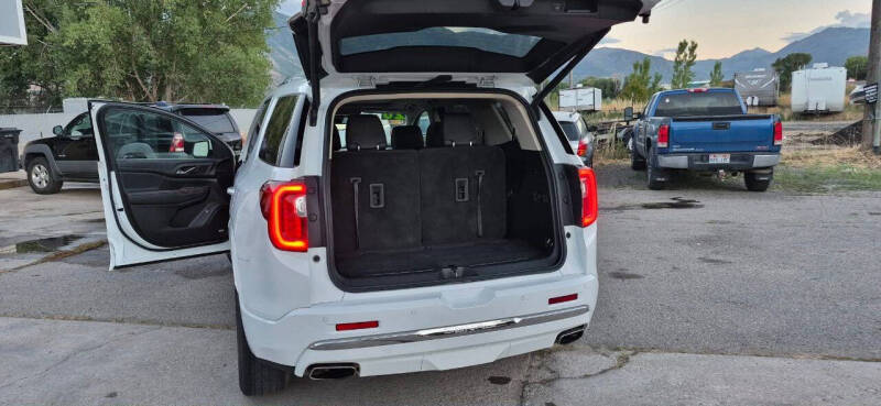2020 GMC Acadia Denali
