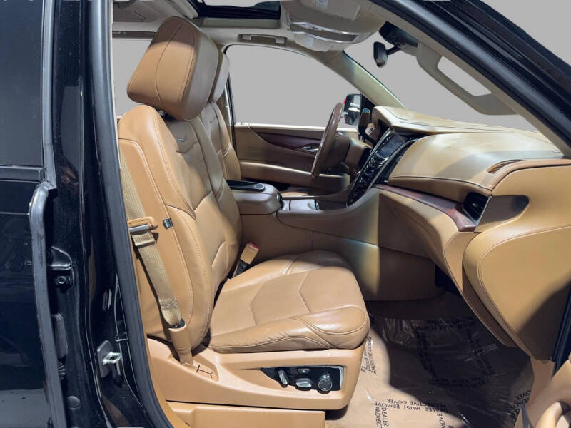 2016 Cadillac Escalade Platinum