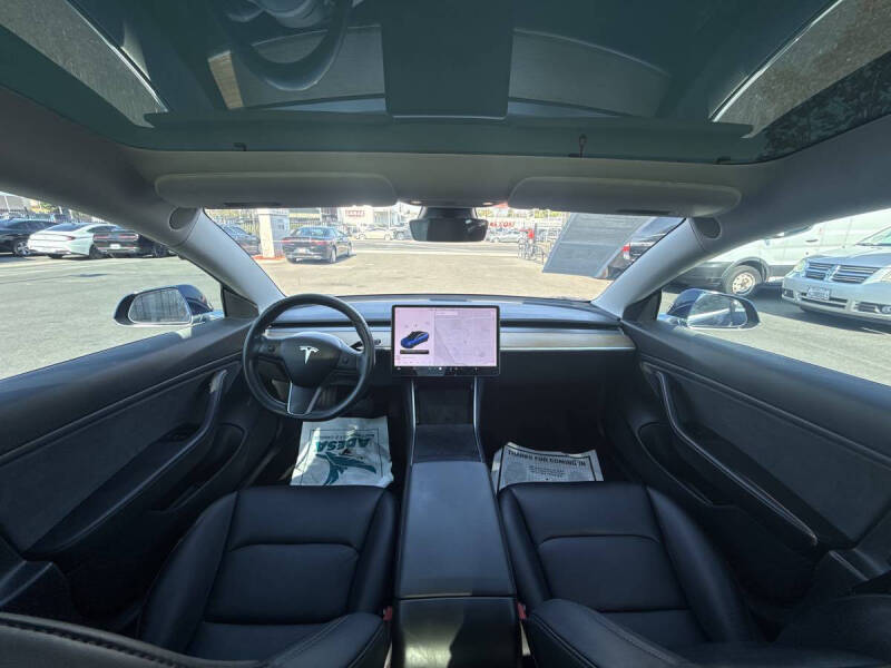 2019 Tesla Model 3 Mid Range