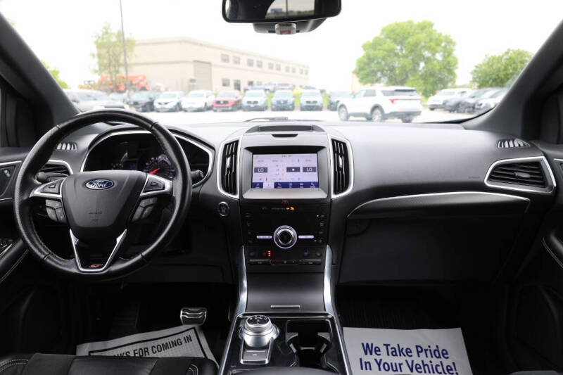 2020 Ford Edge ST