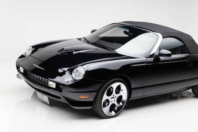 2002 Ford Thunderbird Deluxe