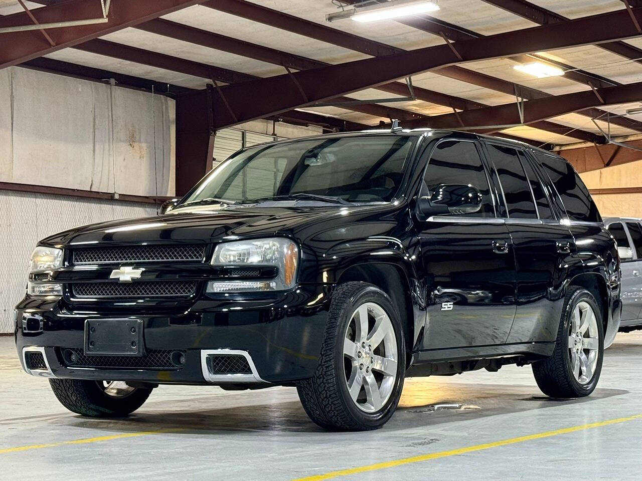 2008 Chevrolet TrailBlazer for sale at Carnival Car Company in Victoria, TX