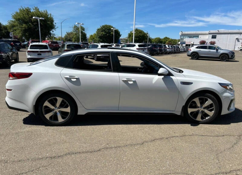 2019 Kia Optima S