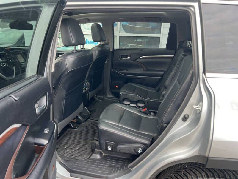 2015 Toyota Highlander Limited Platinum