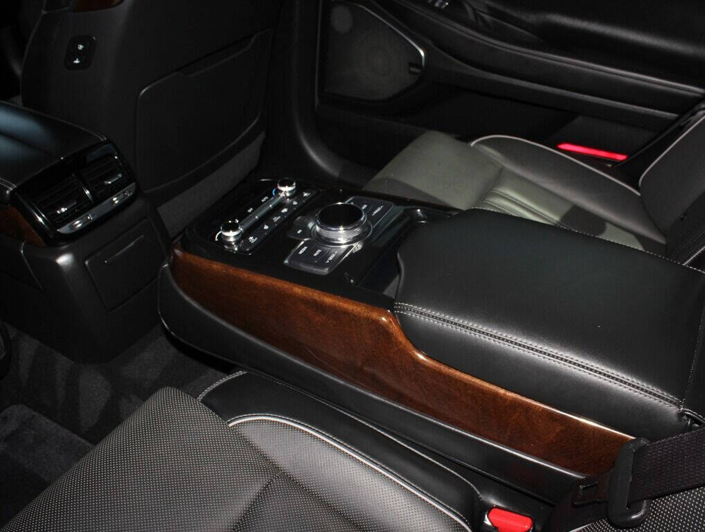 2017 Genesis G90 Sedan - $29,995