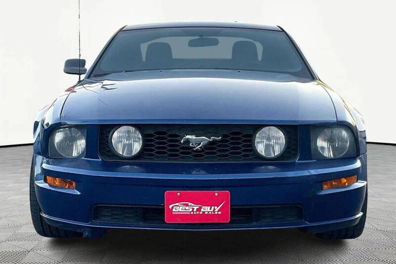 2006 Ford Mustang GT Deluxe