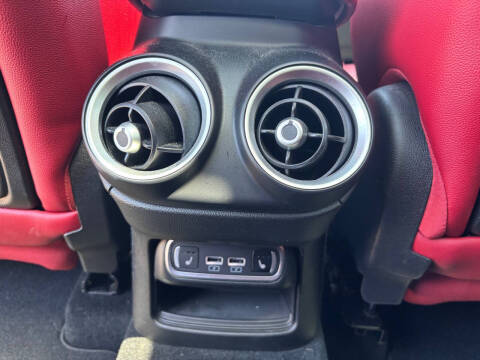 2022 Alfa Romeo Stelvio Sprint