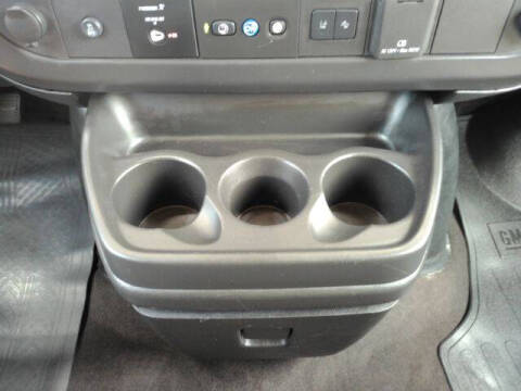 2025 Chevrolet Express LT 3500