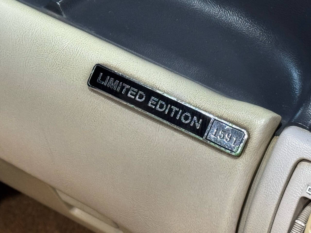1988 Ford Mustang 69